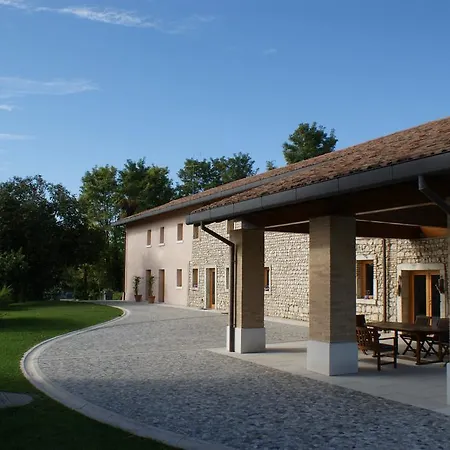 Due Fiumi Szálloda Sacile